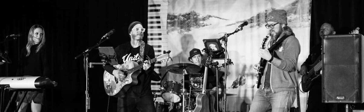 Will Thompson Band 2
